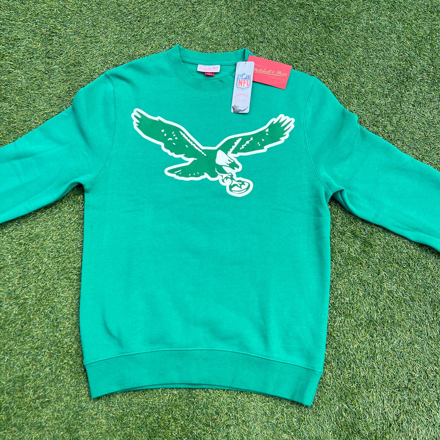 New Philadelphia Eagles Mitchell & Ness Mens Kelly Green Long Sleeve Crew Sweatshirt: Size Small