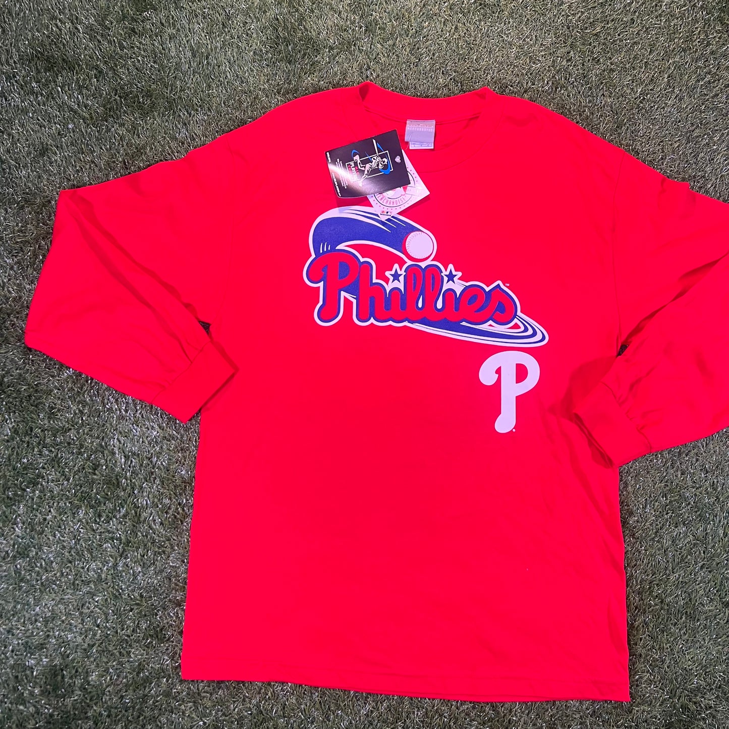 Deadstock Philadelphia Phillies Genuine Merchandise Cliff Lee Long Sleeve T-shirt: Size Large