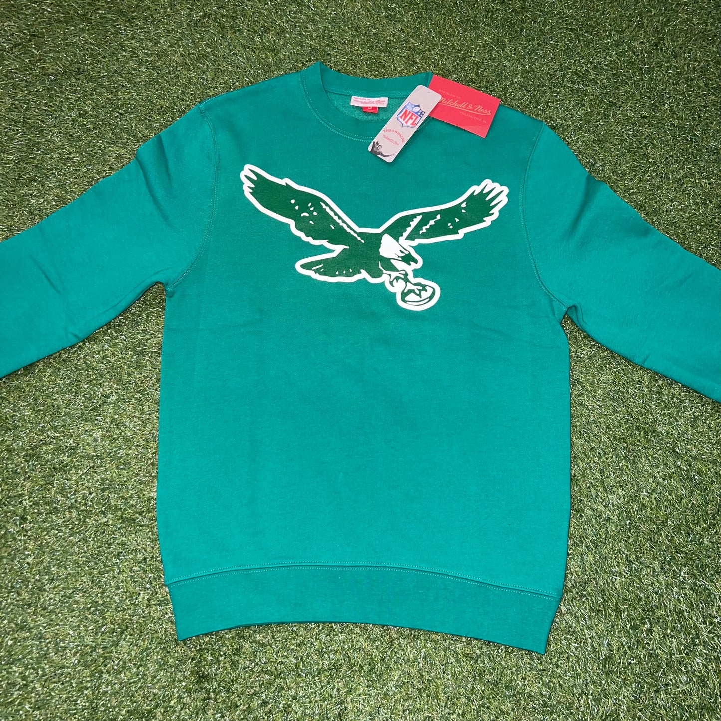 New Philadelphia Eagles Mitchell & Ness Mens Kelly Green Long Sleeve Crew Sweatshirt: Size Small