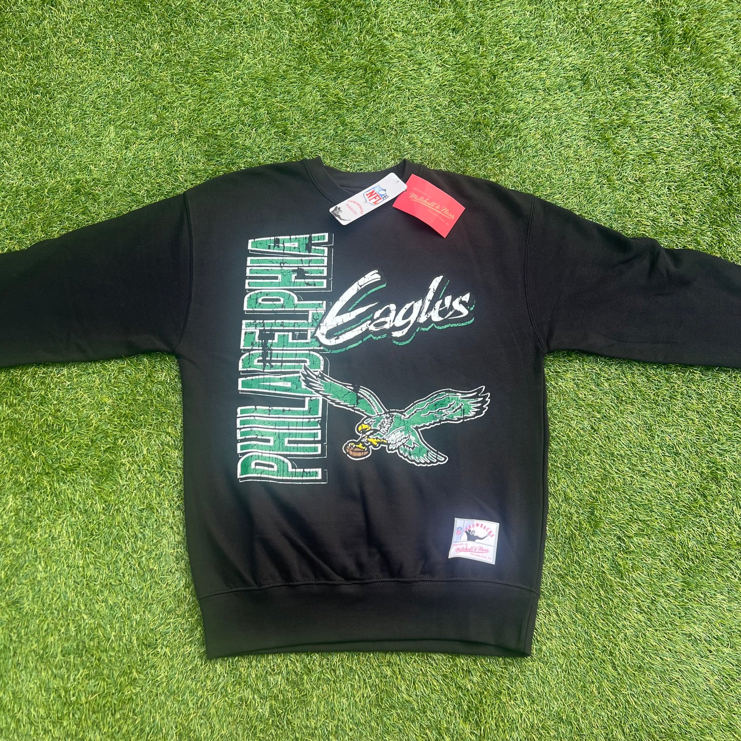 New Philadelphia Eagles Mitchell & Ness Throwback Black Crewneck: Size Small