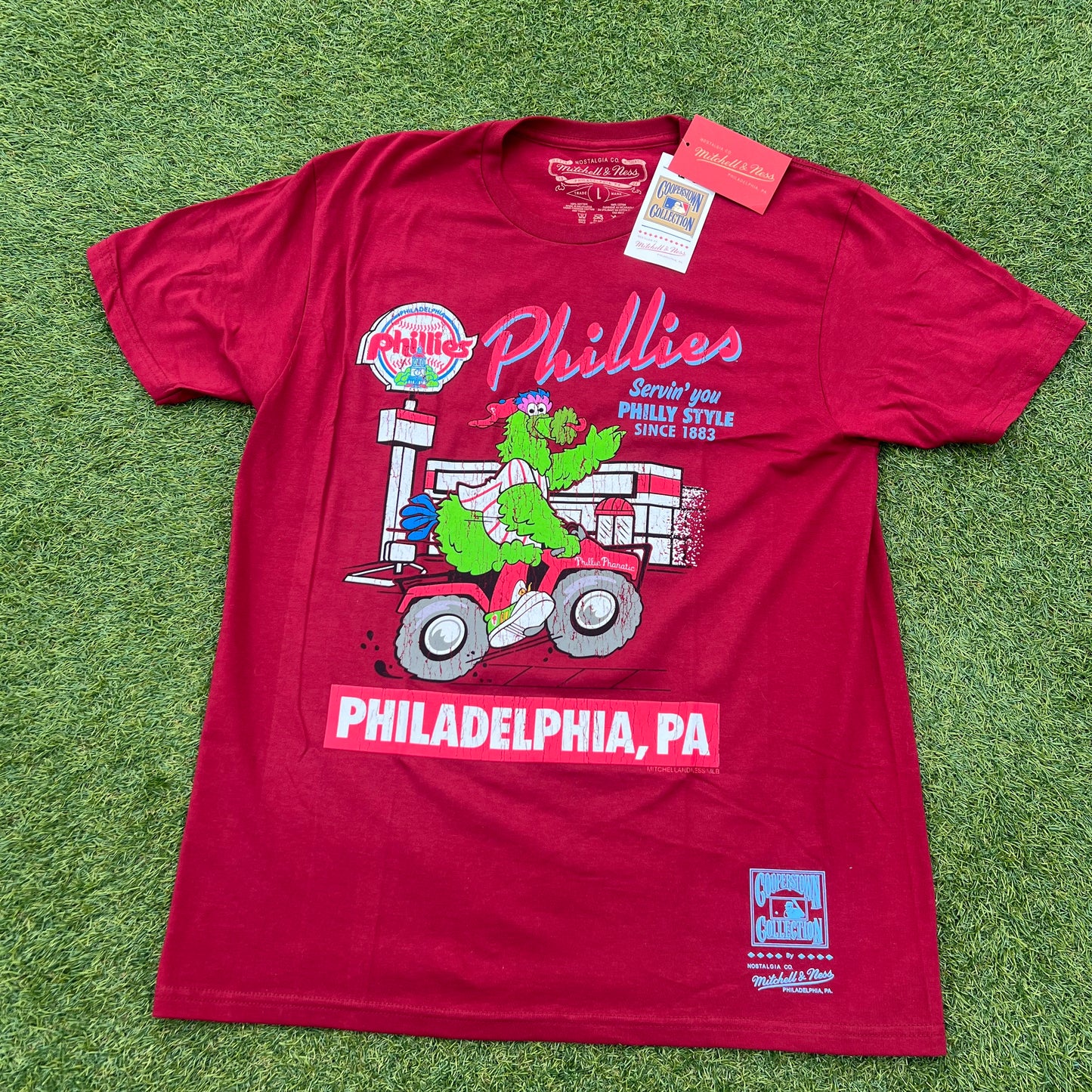 New Mitchell & Ness Philadelphia Phillies maroon T-shirt: Size Large