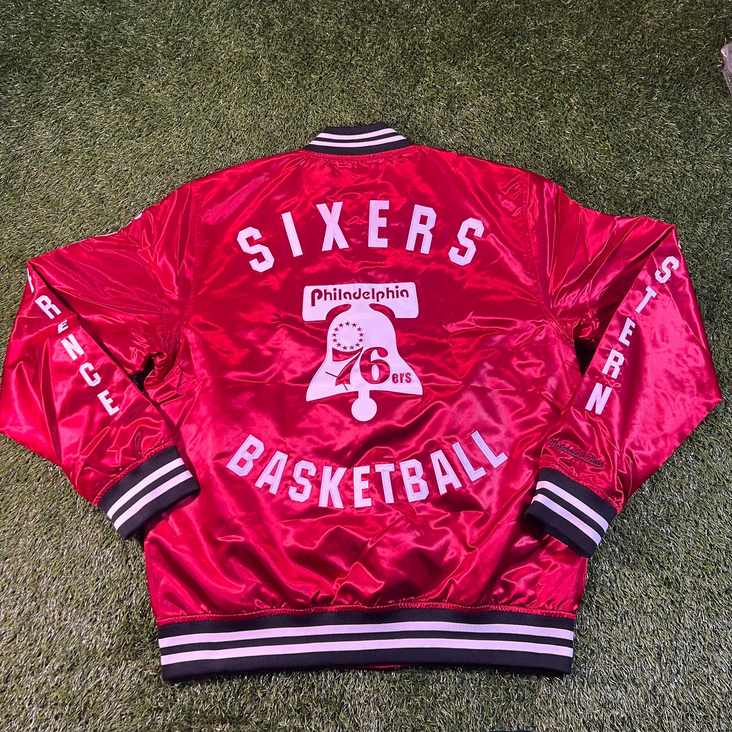 New Philadelphia 76ers Mitchell & Ness Button Red Satin Jacket: Size L