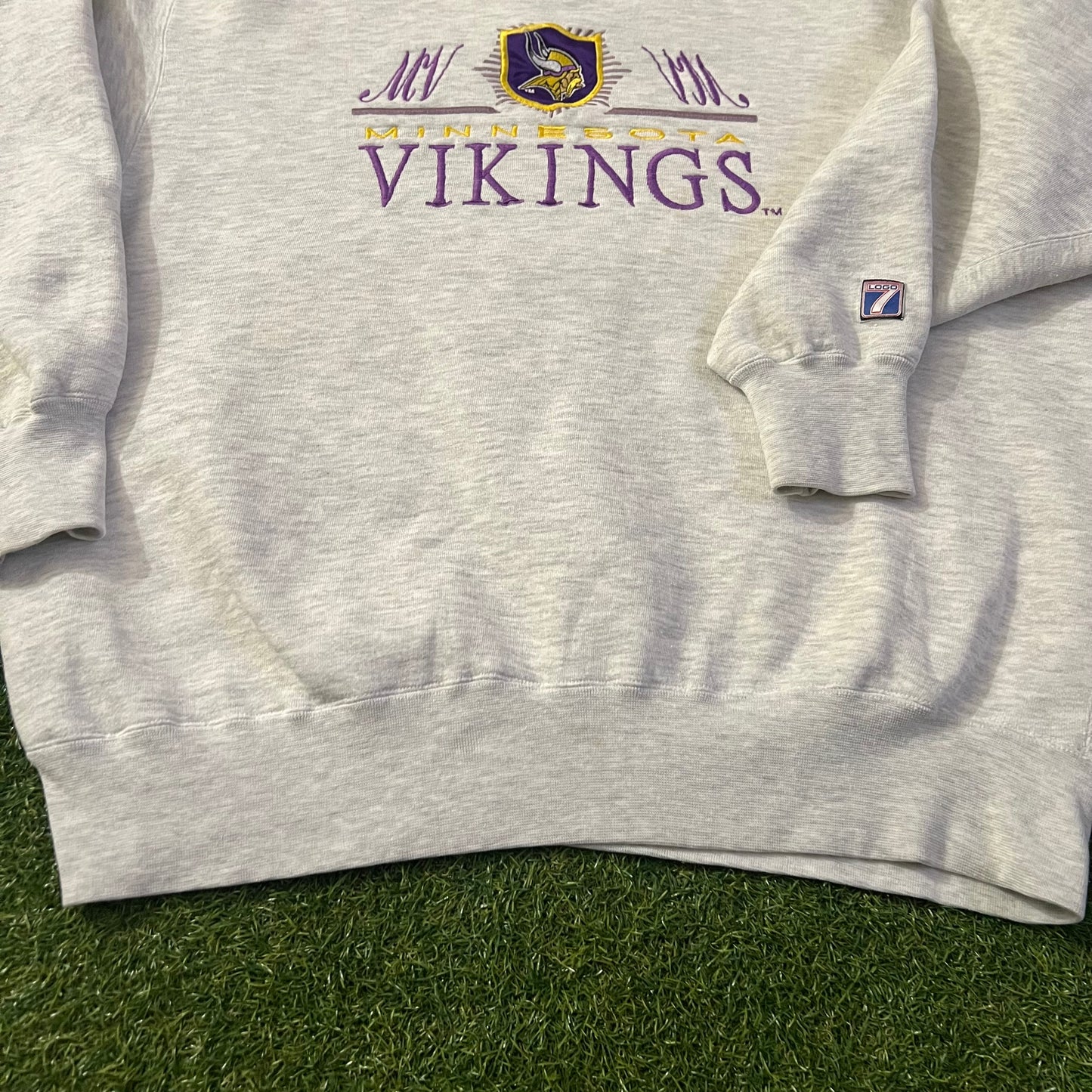 1990 Vintage Minnesota Vikings logo 7 Crewneck Sweater