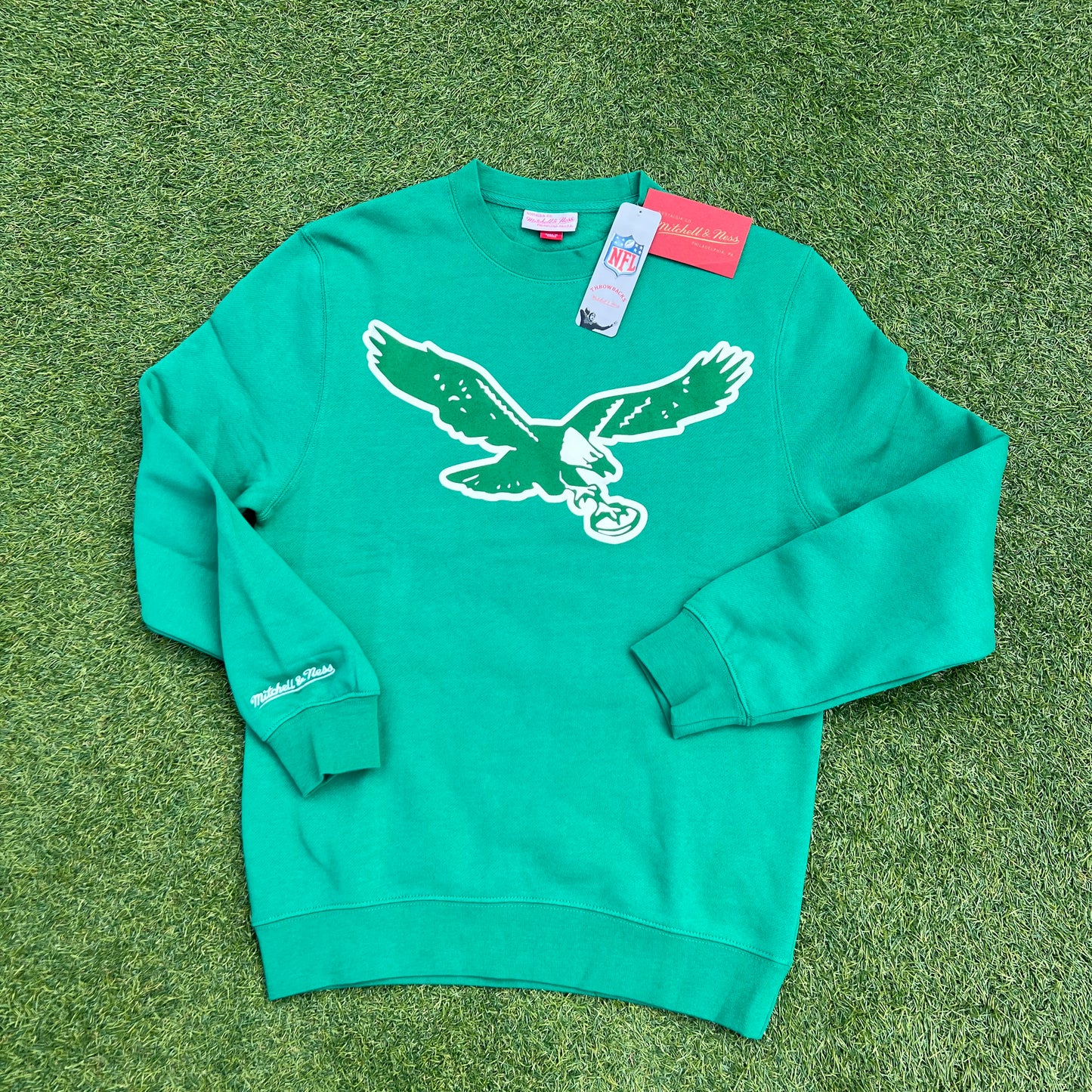 New Philadelphia Eagles Mitchell & Ness Mens Kelly Green Long Sleeve Crew Sweatshirt: Size Small