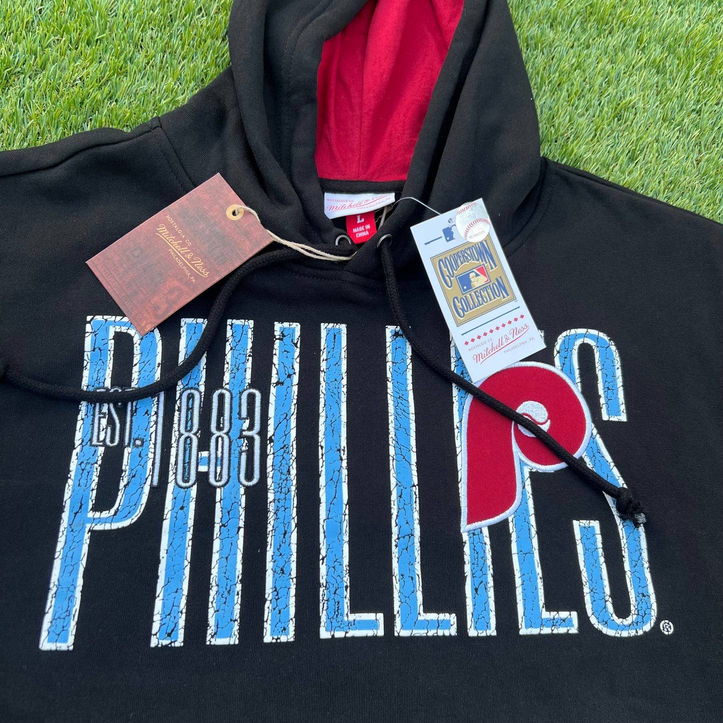 New Philadelphia Phillies Mitchell & Ness Throwback OG Fleece 2.0: Size 2XL