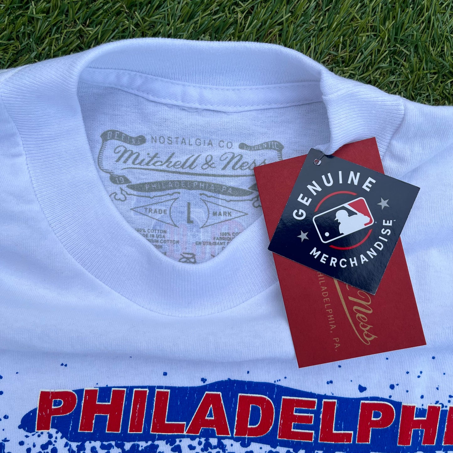 New Philadelphia Phillies Mitchell & Ness Red White & Blue T-Shirt: Size L