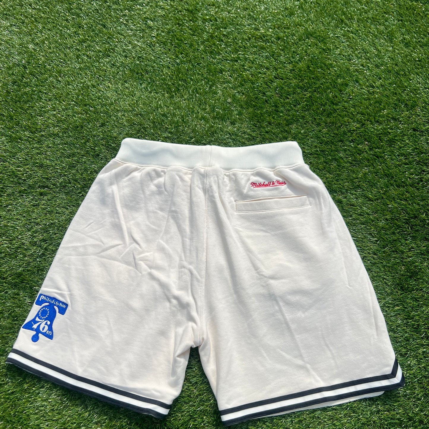 New Philadelphia 76ers Mitchell & Ness Patch Cream Color Shorts: Size L