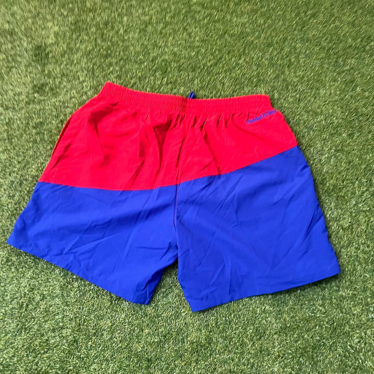 New Mitchell & Ness Sixers Shorts: Size XL