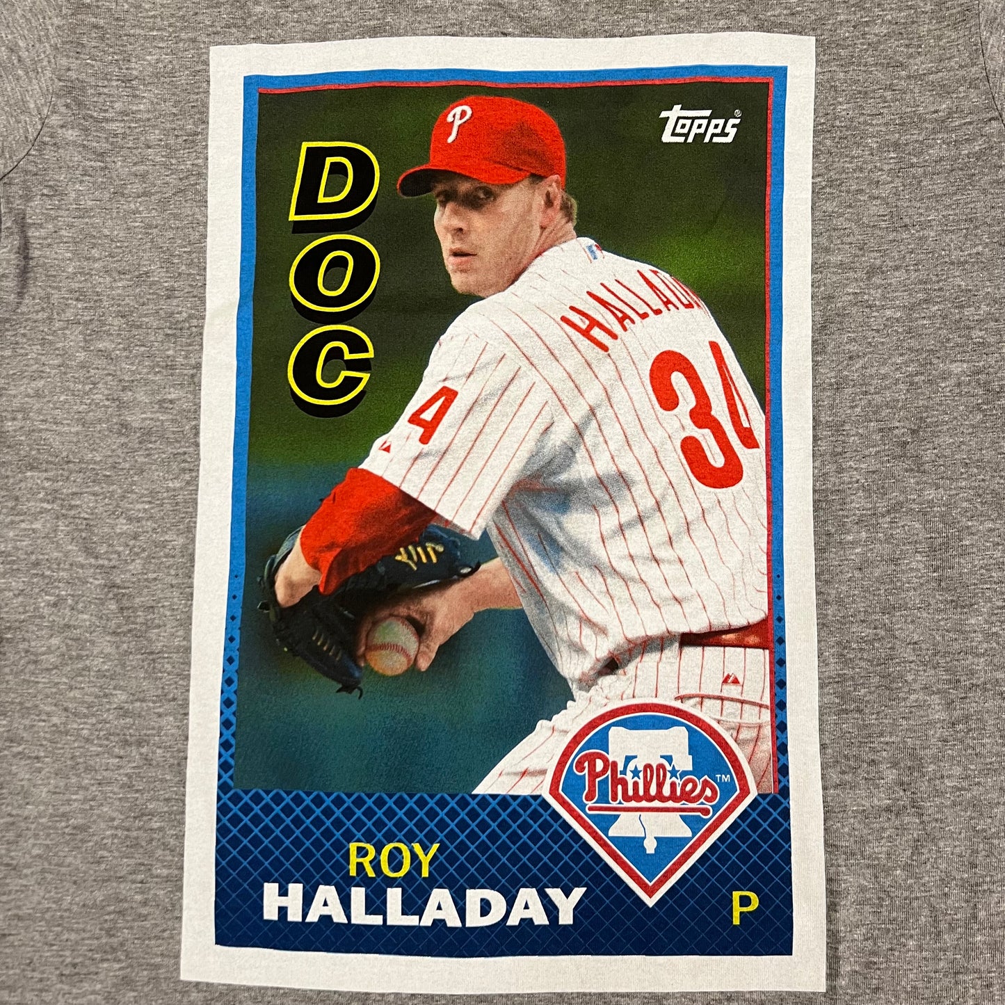 New Mitchell & Ness Roy Halladay Topps Trademark T-shirt: Size S