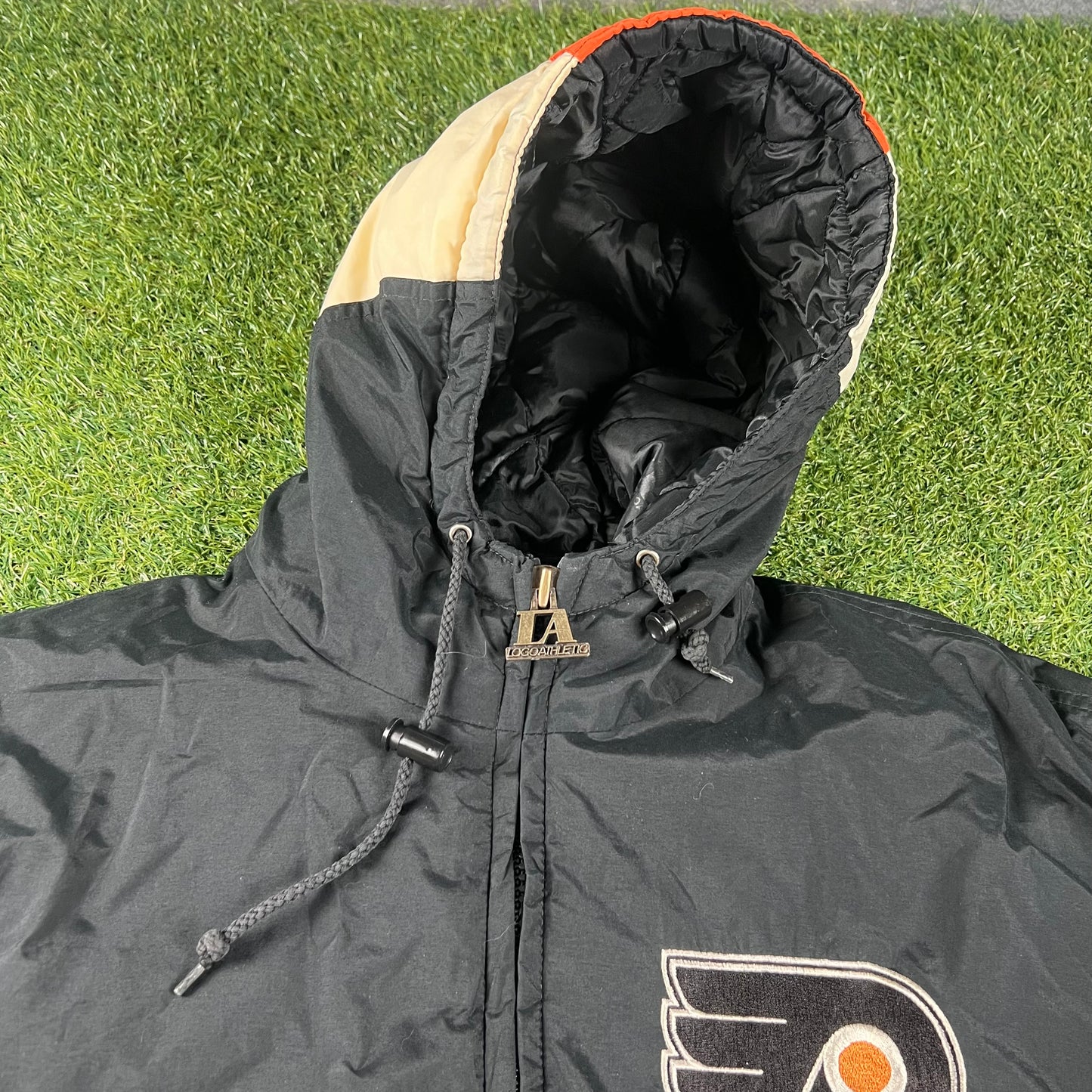 Rare Vintage Philadelphia Flyers Logo Athletic NHL Jacket: Size M