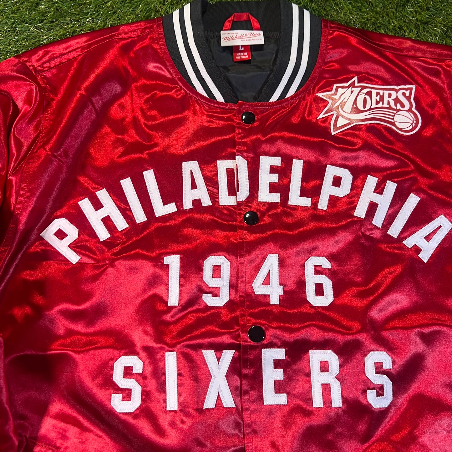 New Philadelphia 76ers Mitchell & Ness Button Red Satin Jacket: Size L