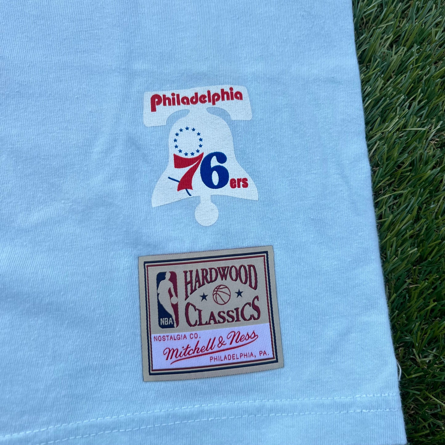 New Philadelphia 76ers Mitchell & Ness NBA: Size M