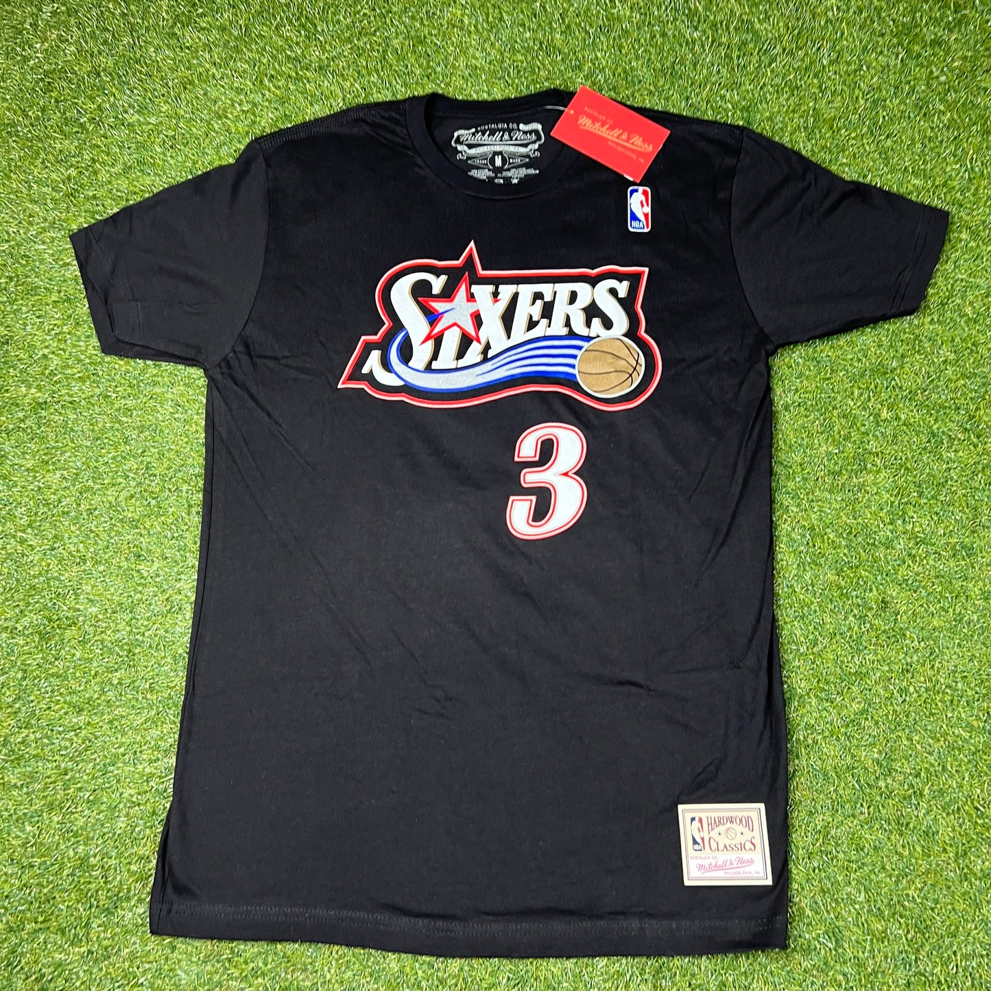 Mitchell & Ness Philadelphia 76ers Allen Iverson T-Shirt Mens NBA Medium