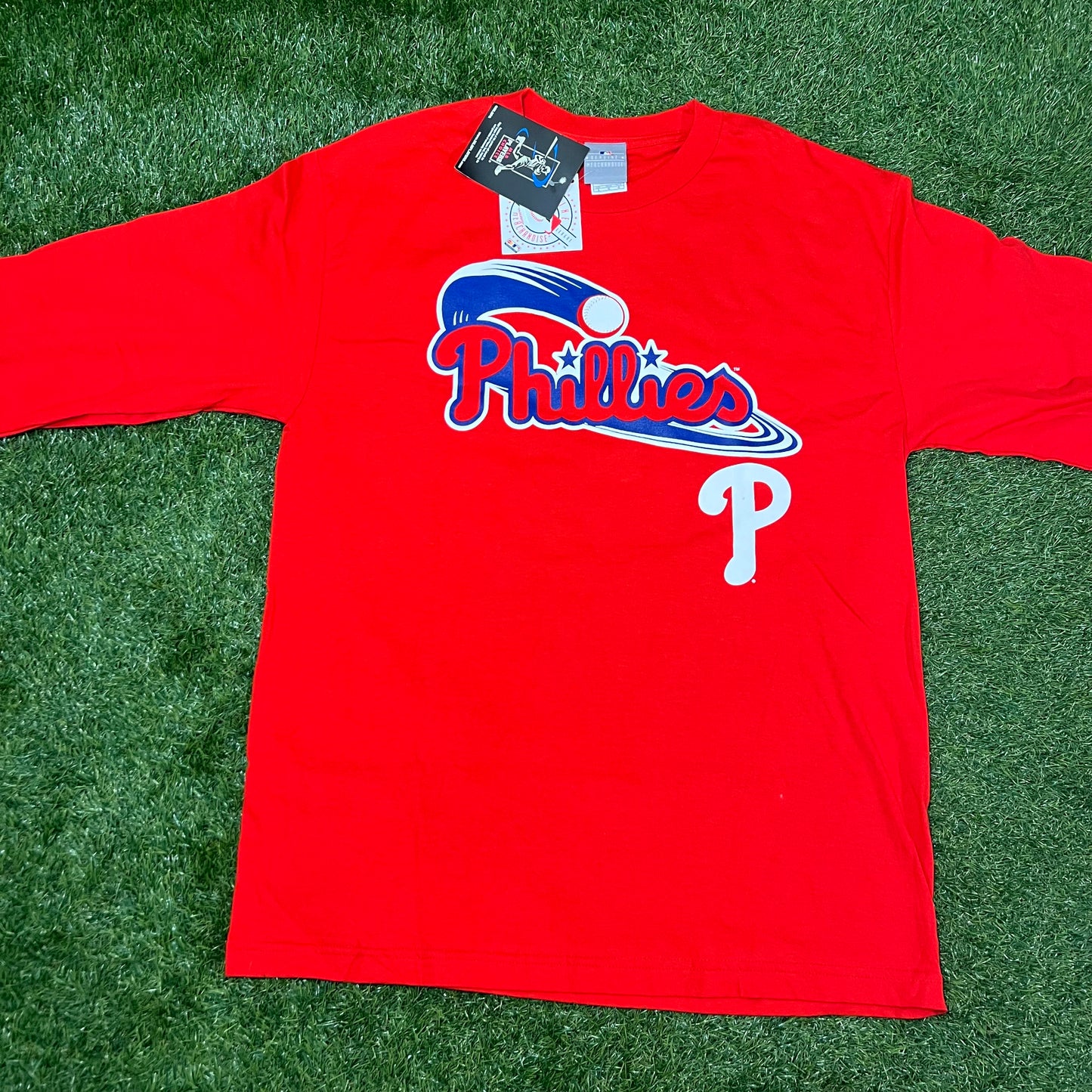 Deadstock Philadelphia Phillies Genuine Merchandise Cliff Lee Long Sleeve T-shirt: Size Large