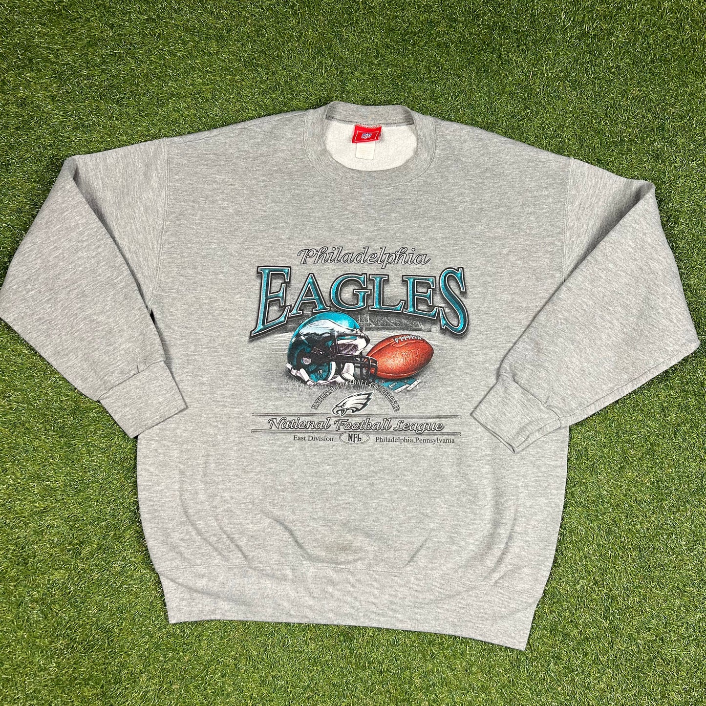 Philadelphia Eagles NFL Football Helmet Pullover Crewneck: Size Large