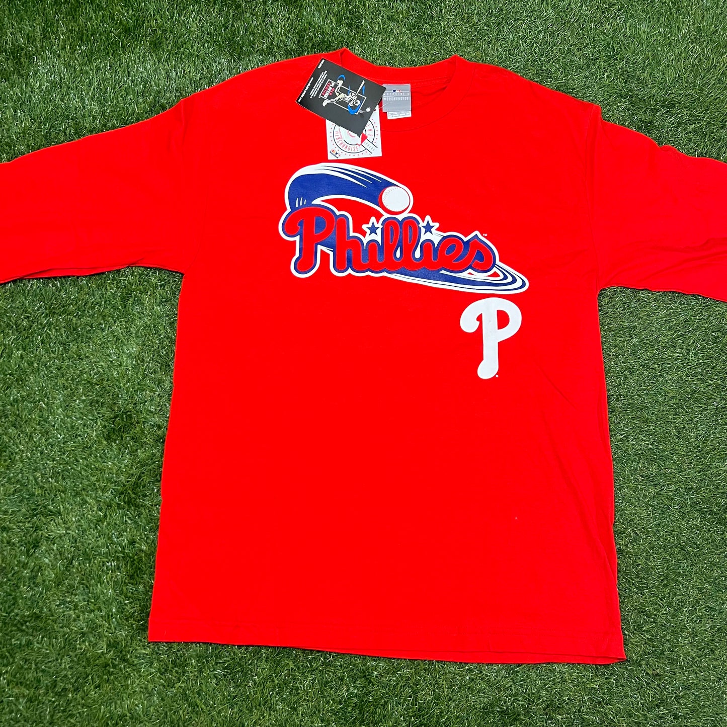 Deadstock Philadelphia Phillies Genuine Merchandise Cliff Lee Long Sleeve T-shirt: Size Large