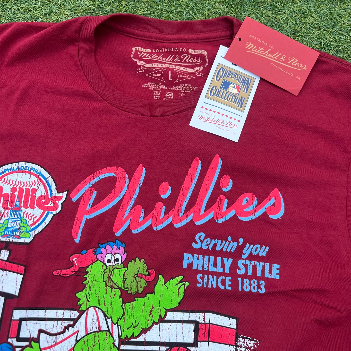 New Mitchell & Ness Philadelphia Phillies maroon T-shirt: Size Large