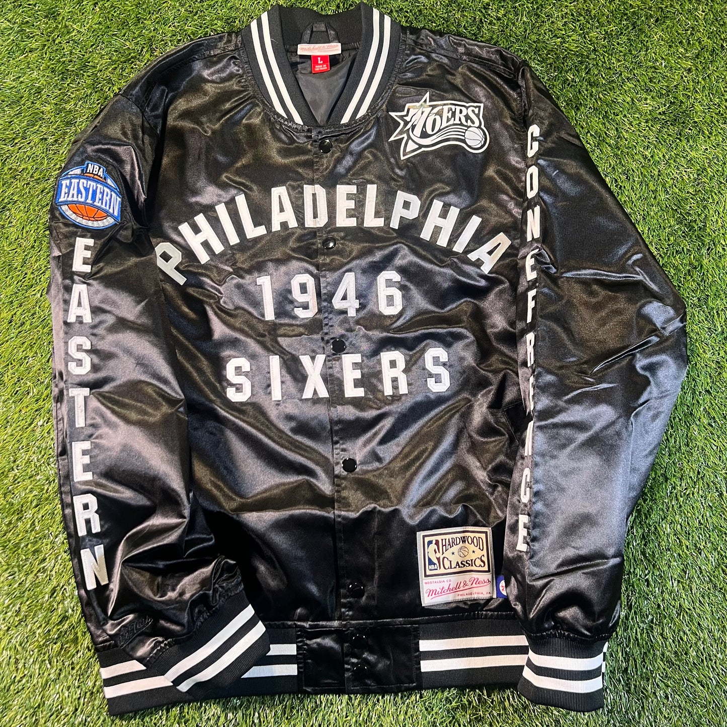 New Philadelphia 76ers Mitchell & Ness Button Black Satin Jacket: Size L