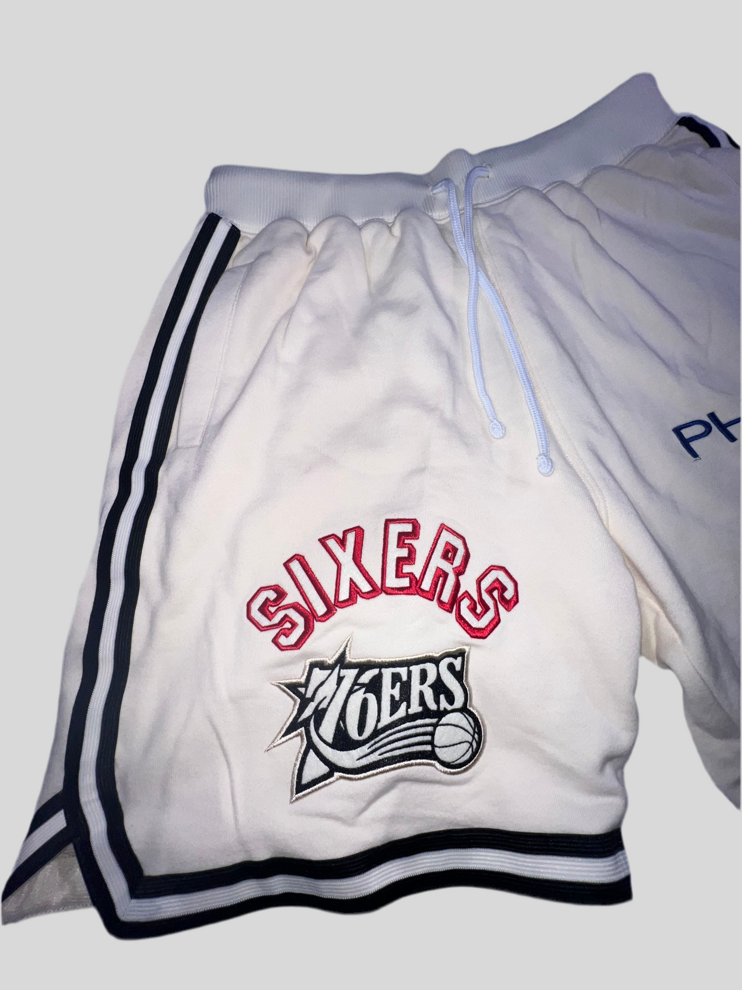 New Philadelphia 76ers Mitchell & Ness Patch Cream Color Shorts: Size L